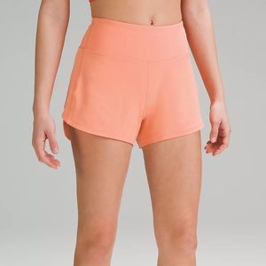 BNWT Lululemon Speed Up Mid-Rise Lined Short 4"